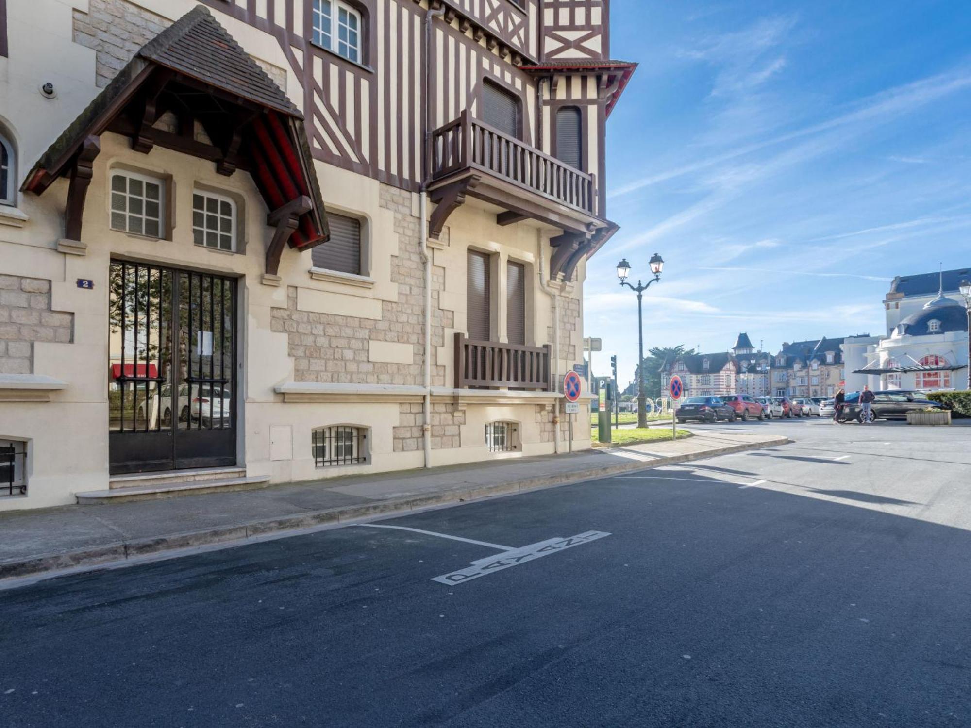 Apartment Le Normandie Home Cabourg Extérieur photo